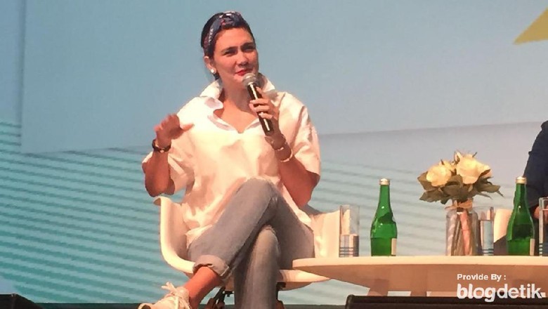 Galau Ditawari Film Horor dan Puteri Duyung, Luna Maya 
