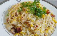 Menu Hari Ke-8: Lezat dan Praktis Sajian Nasi Goreng dengan Isian Komplet