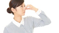 Bau badan yang terasa asam juga bisa menandakan adanya penyakit kronis di organ dalam. Penyakit kanker pankreas dan kanker hati bisa dikenali dari bau badan dan bau mulut pengidapnya yang khas. (Foto: iStock)