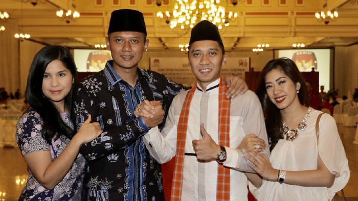 Agus Yudhoyono bersama Ibas Yudhoyono