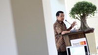 Guru Besar IPB Prof. Dr Didin S Damanhuri menjadi pembicara utama dalam diskusi tersebut.