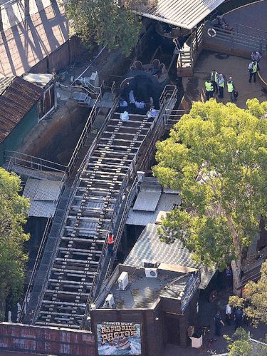 Tragis! 4 Orang Tewas Saat Naik Wahana Arung Jeram di Dreamworld Australia