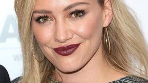 Heboh Hilary Duff Minum Jus Plasenta, 5 Artis Ini Juga Mengonsumsinya