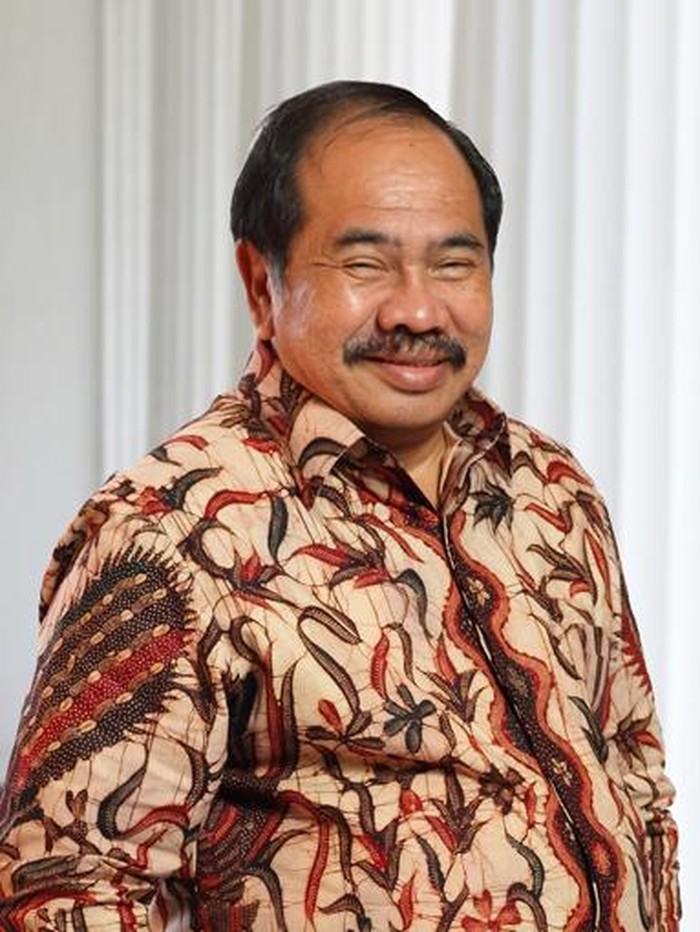 Jokowi Lantik Kiagus Ahmad Badaruddin Jadi Kepala PPATK Hari Ini