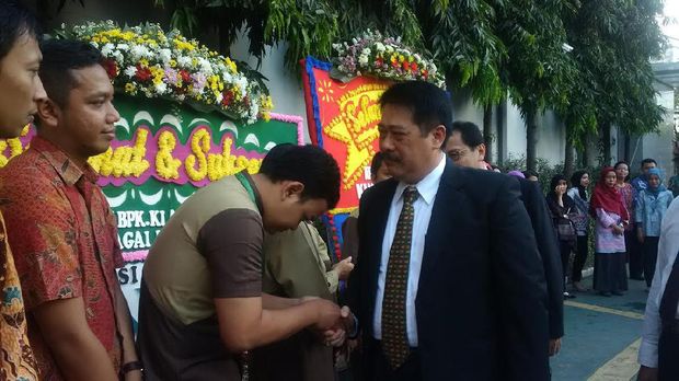 Suasana Haru Perpisahan Mantan Kepala PPATK M Yusuf Bersama Staffnya