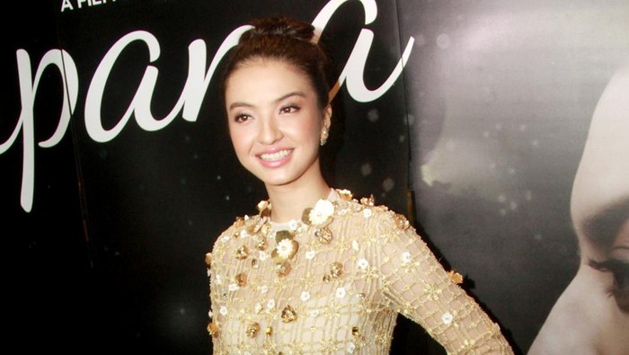 Raline Shah akan Bawa AirAsia ke Lantai Bursa