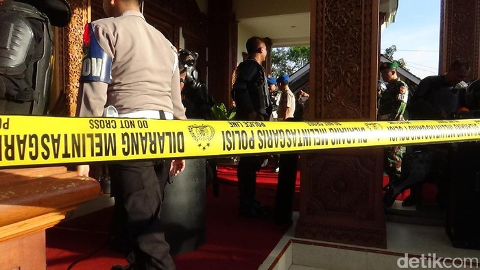Polisi Buru Harta Karun Taat Pribadi di Rumah Ketiga Istrinya