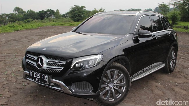 Menguji Mercy GLC 250 Si Mewah nan Tangguh