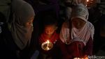 Aksi Lilin Terkait Kasus JIS