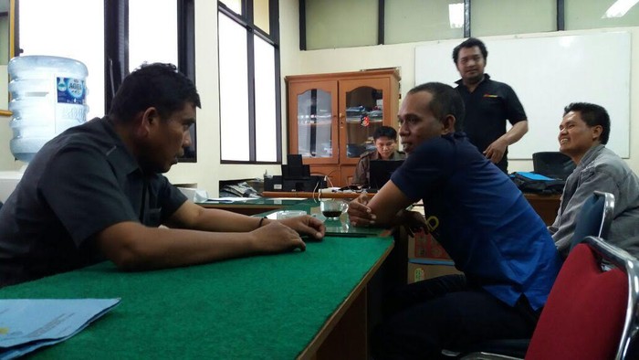 Polisi OTT 2 Mandor yang Lakukan Pungli Dwell Time di Pelabuhan Makassar