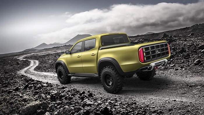Mercedes-Benz Concept X-CLASS stylish explorer – Interieur, Kombination aus weißem Nappaleder und braunem Nubukleder // Mercedes-Benz Concept X-CLASS stylish explorer – Interior, Mix of white nappa leather and brown nubuck leather