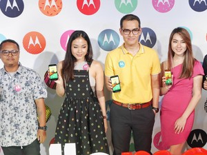 Lenovo Coba Bangkitkan Nama Besar Moto