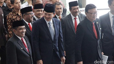 Mendagri Lantik Plt Gubernur DKI Jakarta dan Banten