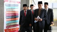 (Kiri-kanan) Kepala PPATK Kiagus Ahmad Badaruddin, Wakil Kepala PPATK Dian Ediana Rae berjalan bersama M Yusuf dan Agus Santoso.