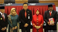 Dalam kesempatan itu, Mendagri juga melantik Plt Gubernur Banten.
