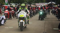 Crutchlow juga konvoi bersama sekitar 40 orang anggota komunitas motor. Dok, LCR Honda Team.