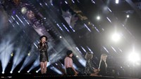 MAMAMOO tampil blink-blink kala membawakan lagu New York dan Youre the Best.
