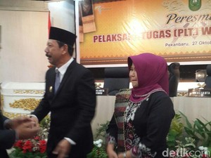 Gubernur Riau Tunjuk Kepala BPBD Plt Wali Kota Pekanbaru