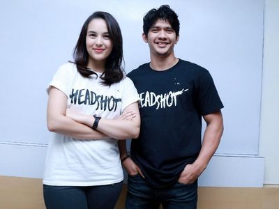 Aksi Iko Uwais dan Chelsea Islan di Binus