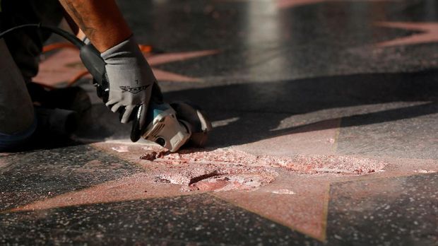 Bintang Hollywood Walk of Fame milik Trump diperbaiki