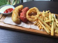 Trafique Coffee: Asyiknya Menyeruput Kopi Aromanis Ditemani <i>Chicken Darlings</i>