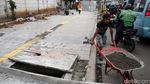 Trotoar di Depan Stasiun Tanah Abang Diperlebar