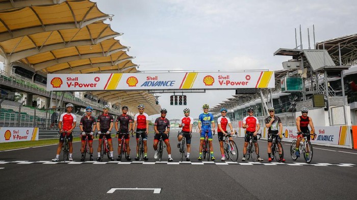 Ketika Aleix Espargaro dan Rider Lain Gowes di Sirkuit Sepang