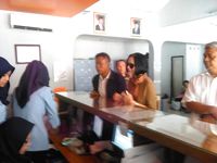 Jenguk ke Rutan, Poppy Dharsono Beri Dukungan Moral untuk Siti Fadilah