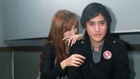 Mereka tampak mesra. Pool/Gus Mun/detikFoto.