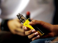 5 Alasan Rokok Elektronik Harus Dilarang