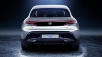 Kabarnya Mercedes-Benz akan memproduksi mobil listrik mereka ini di Bremen Jerman.