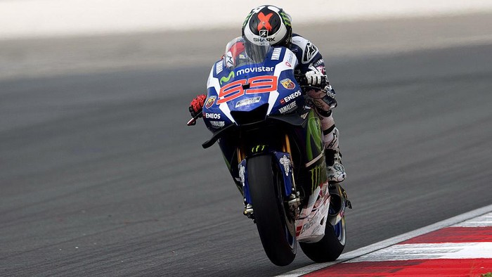 Lorenzo Rebut Pole Position di Valencia