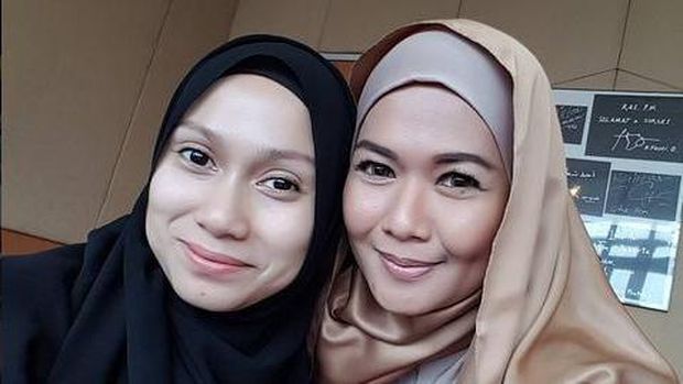 Sandra Dewi Gelar Resepsi di Disneyland, Maggie Diaz Jaga Jarak dengan Tukul
