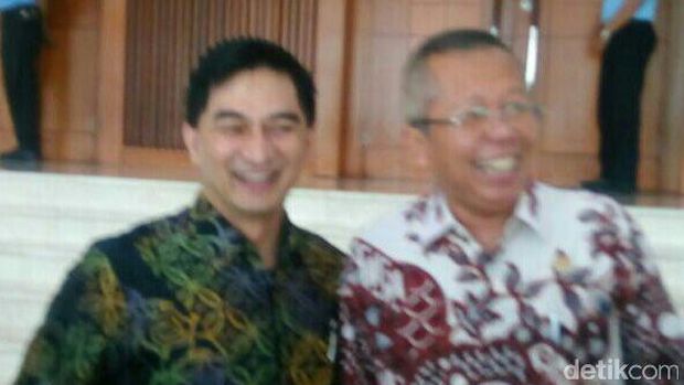 Kemesraan Dua Sekjen PPP di Kompleks Parlemen