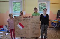 bisa traveling  polandia gadis  wakili indonesia