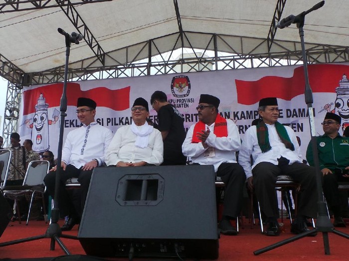 Wahidin-Andika dan Rano-Mulya Teken Komitmen Kampanye Damai Berintegritas