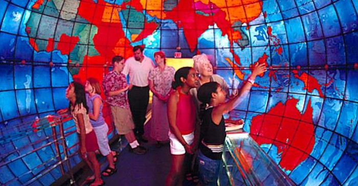 Globe Super Besar di AS, Bisa Dimasuki Turis!