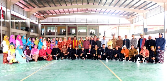 Pakai Baju Adat Nasional, KJRI Kinabalu Gelorakan Semangat Sumpah Pemuda