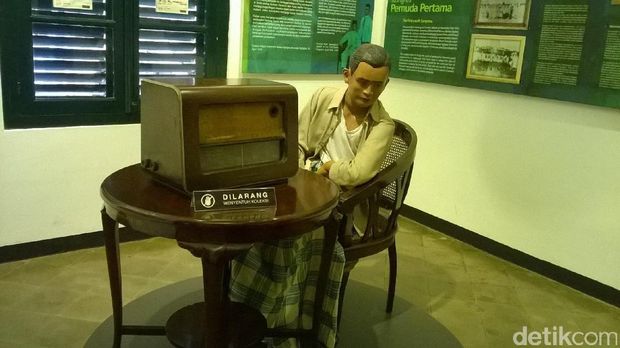 Sekarang ruang bangunan utama di jadikan ruang pameran patung para pemuda dan barang-barang peninggalan mereka (Bonauli/detikTravel)