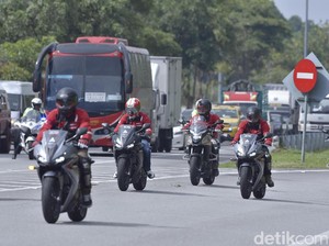 Awas Blind Spot, 7 Hal yang Harus Diperhatikan Saat Naik Motor
