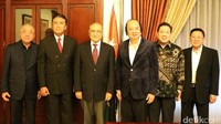 Dato Sri Tahir foto bersama Wakil PM Yordania Anani.