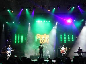 Lirik dan Chord Arah oleh Sheila on 7