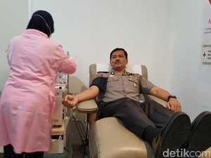 AKBP Pandra Arsyad, Pak Polisi yang Hobi Donor Darah