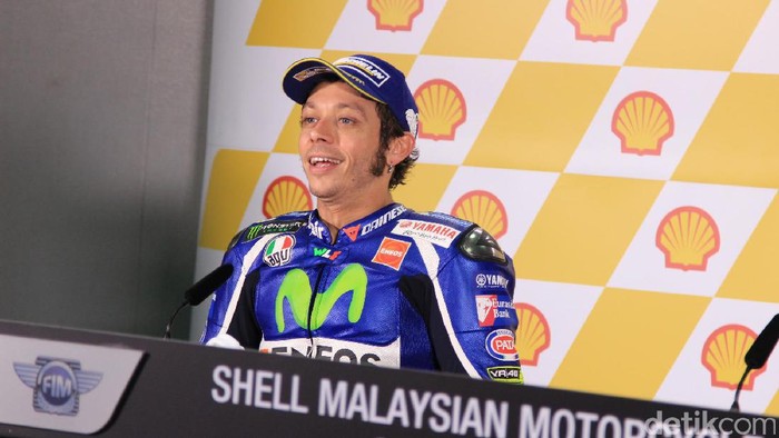 Balapan di Trek Basah, Rossi Sempat Khawatir