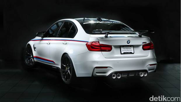 Canggih, Mesin Mobil BMW Bisa Dinyalakan dari Jauh
