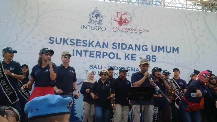 Kapolri dan Menlu Hadiri Kirab 190 Bendera Jelang Sidang Interpol ke-85