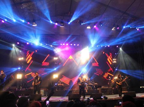 Penampilan Tak Terlupakan Si Raja Dangdut di Panggung Synchronize Fest 2016