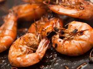 Masak Apa Hari Ini : Soto Kikil dan Udang Kecombrang yang Wangi