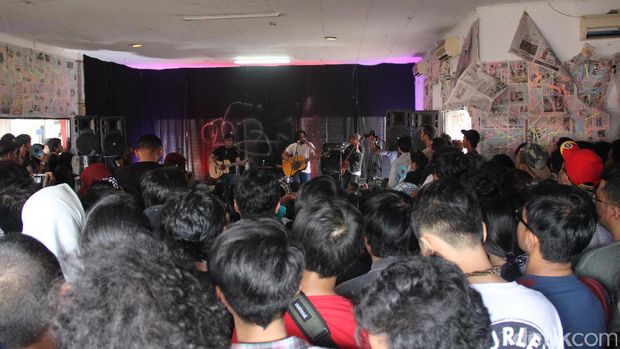 Hari Terakhir Synchronize Fest Dipenuhi Penonton Sejak Siang