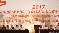Pembekalan relawan tersebut bertema Kembalinya Kedaulatan Warga: Maju Kotanya, Bahagia Warganya.